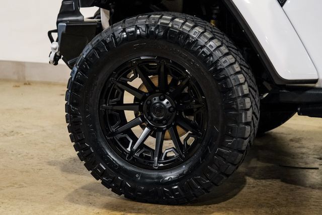 Used 2022 Jeep Wrangler Unlimited Rubicon w/ Trailer Tow Package AWD/4WD image 9