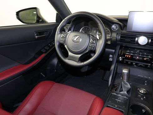 Used 2024 Lexus IS 300 w/ Comfort Package RWD image 9