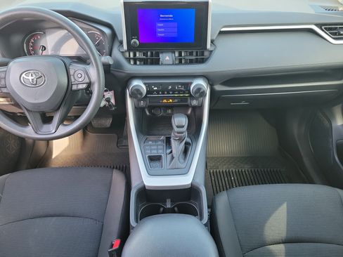 Used 2025 Toyota RAV4 LE AWD/4WD image 17