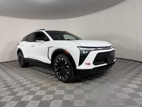Used 2024 Chevrolet Blazer EV RS AWD/4WD image 5