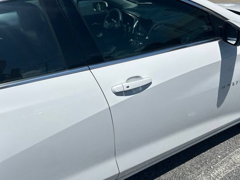 Used 2017 Chevrolet Malibu LT w/ Leather Package FWD image 15
