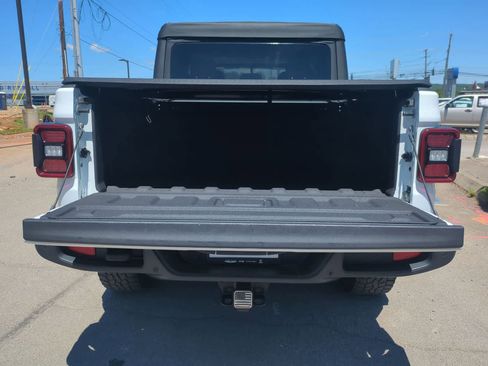 Certified 2021 Jeep Gladiator Sport AWD/4WD image 34