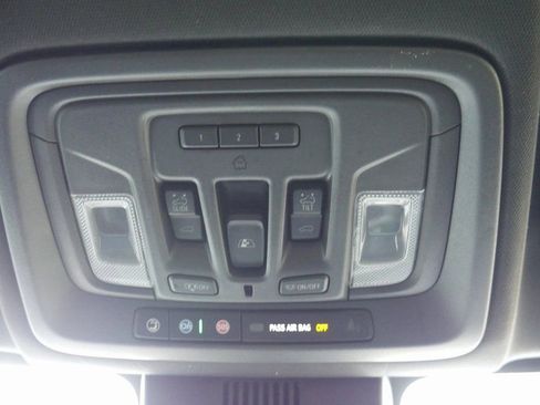 Used 2024 Chevrolet Silverado 2500 High Country w/ High Country Premium Package image 22