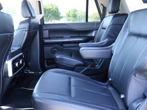 Used 2024 Ford Expedition Max XLT AWD/4WD image 18