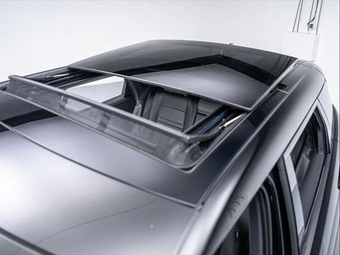 New 2026 Land Rover Range Rover Evoque S image 13