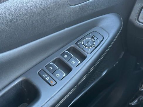 Used 2020 Hyundai Santa Fe Limited image 33