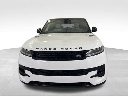 New 2026 Land Rover Range Rover Sport SE image 2