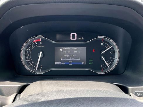 Used 2018 Honda Pilot Touring image 24