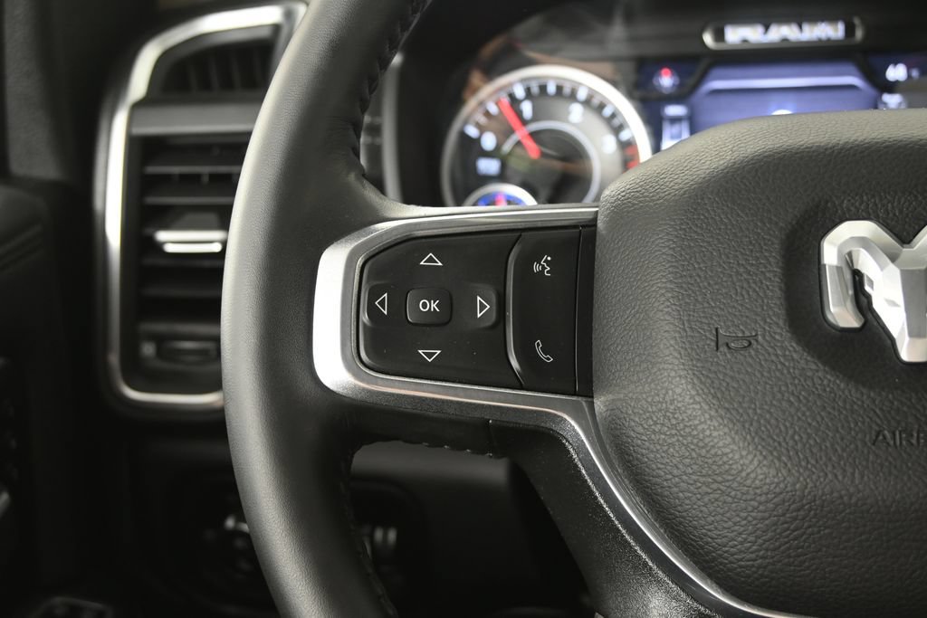 Used 2024 RAM 2500 Laramie AWD/4WD image 36