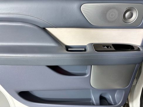 Used 2022 Lincoln Navigator L Black Label image 37