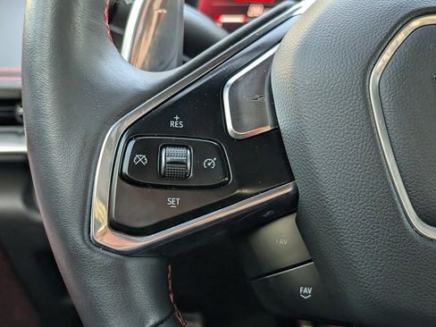 Used 2021 Chevrolet Corvette Stingray image 22