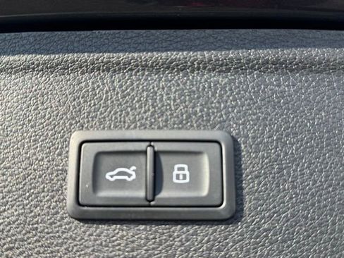 Used 2023 Audi Q5 2.0T Premium Plus w/ Premium Plus Package image 9