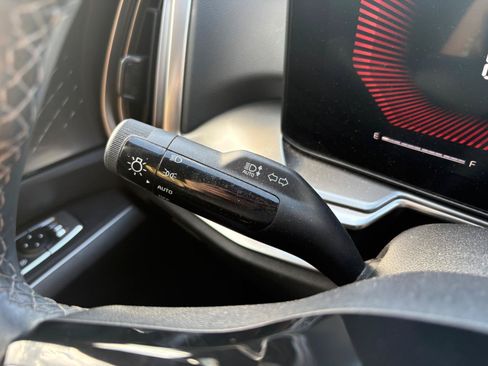 Used 2025 Kia Sorento S w/ Panoramic Sunroof Package FWD image 36