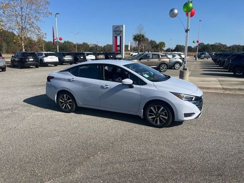 Used 2025 Nissan Versa SV w/ Trunk Package image 1