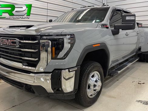 Used 2025 GMC Sierra 3500 SLE w/ SLE Value Package AWD/4WD image 1