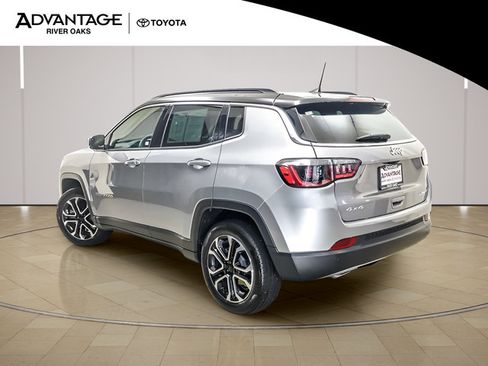 Used 2023 Jeep Compass Limited AWD/4WD image 5