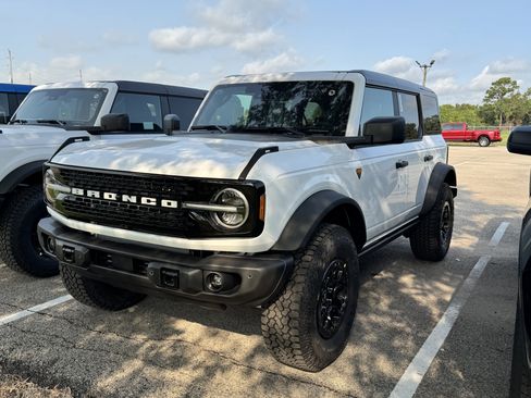 New 2026 Ford Bronco Badlands w/ Wildtrak Package AWD/4WD image 6