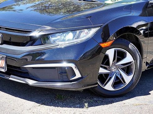 Used 2020 Honda Civic LX image 4