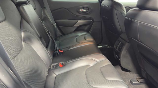 Used 2021 Jeep Cherokee Latitude Lux w/ Comfort/Convenience Group FWD image 15