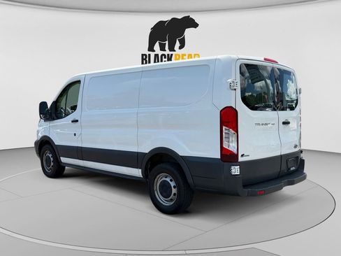 Used 2015 Ford Transit 150 130 Low Roof RWD image 5