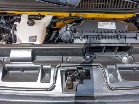 Used 2021 GMC Savana 3500 Extended w/ Power Convenience Package RWD image 21