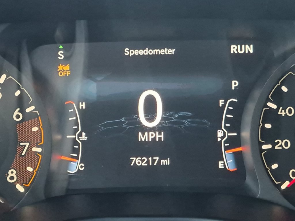 Used 2023 Jeep Compass Latitude AWD/4WD image 29