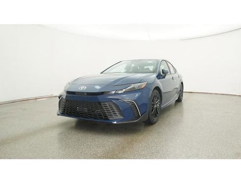 New 2026 Toyota Camry SE image 40