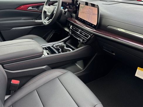 New 2026 Chevrolet Traverse Z71 image 17