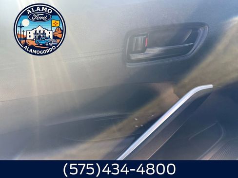 Used 2024 Toyota Corolla Cross LE image 3