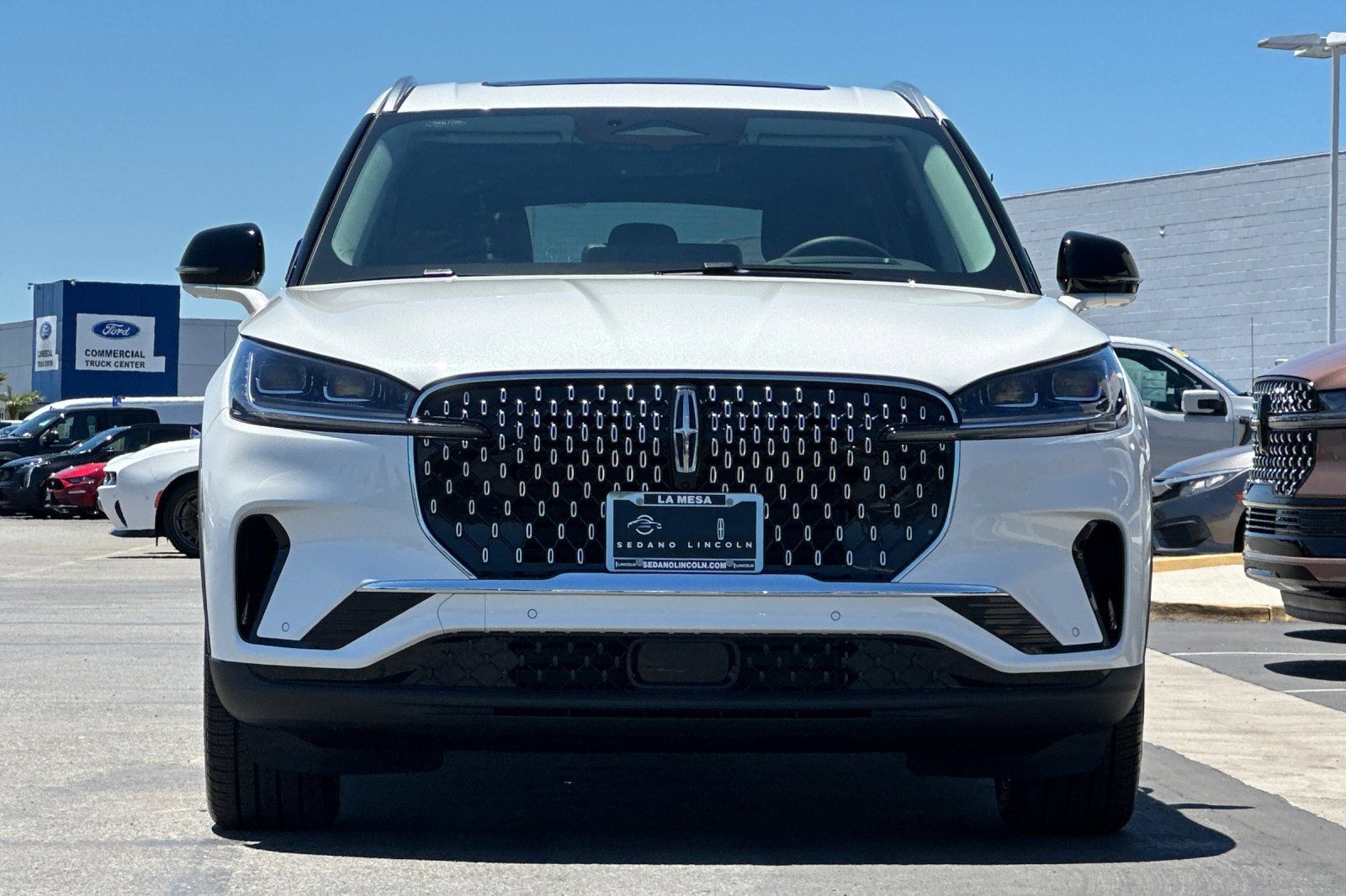 New 2026 Lincoln Aviator Reserve w/ Illumination Package RWD image 8