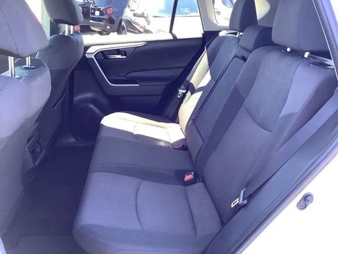 Used 2019 Toyota RAV4 XLE w/ Convenience Package AWD/4WD image 25