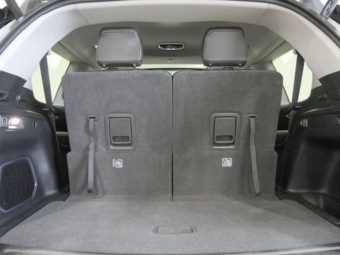 Used 2022 Jeep Grand Cherokee L Limited w/ Luxury Tech Group II image 29