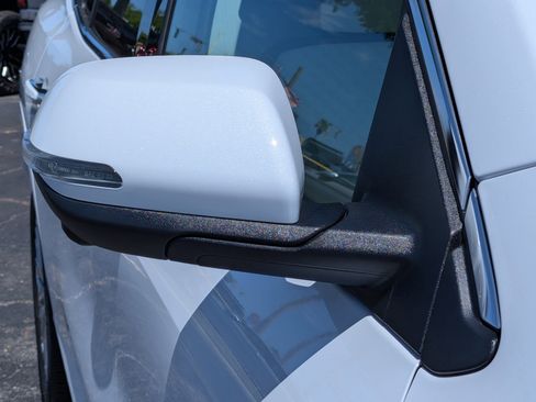 New 2026 GMC Acadia Denali image 11