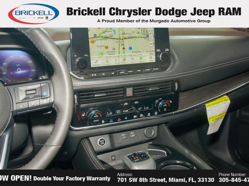 Used 2021 Nissan Rogue Platinum FWD image 35
