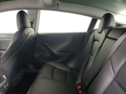 Used 2021 Tesla Model 3 Standard Range Plus image 10
