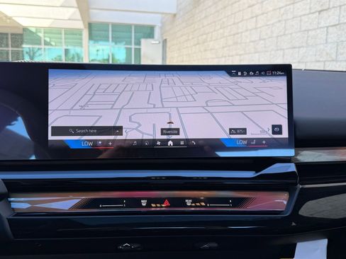 New 2026 BMW 530i w/ Convenience Package RWD image 27