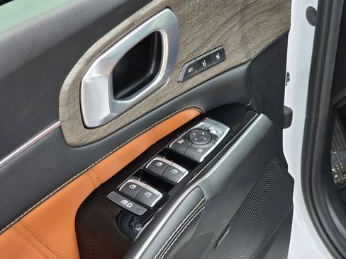 Used 2023 Kia Sorento SX Prestige image 43