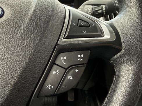 Used 2022 Ford Edge SEL w/ Convenience Package AWD/4WD image 16