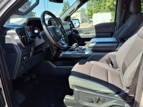 Used 2022 Ford F150 XLT w/ Equipment Group 302A High image 10