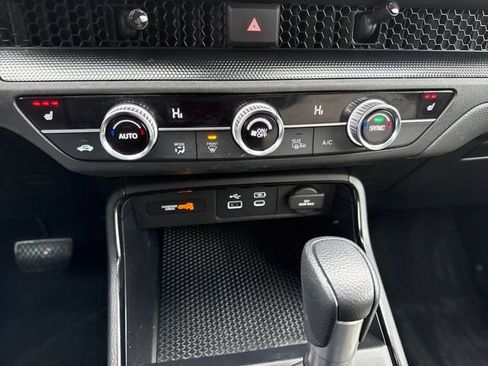 Certified 2023 Honda CR-V EX image 32