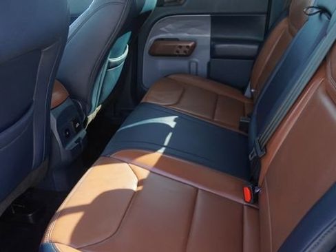 Used 2023 Ford Maverick Lariat w/ Lariat Luxury Package image 12