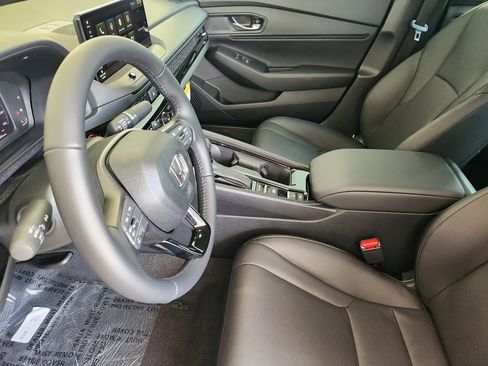 New 2026 Honda Accord EX-L image 9