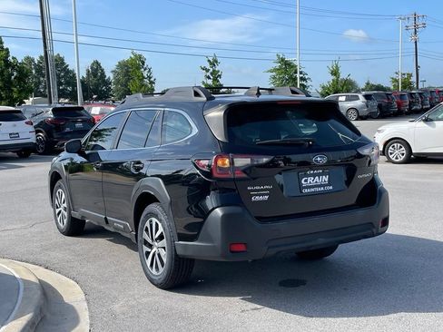 Used 2023 Subaru Outback AWD/4WD image 5