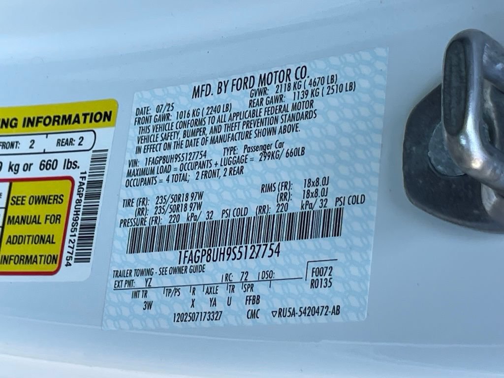 Used 2025 Ford Mustang Premium RWD image 33