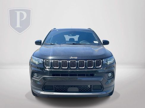 New 2026 Jeep Compass Latitude image 3