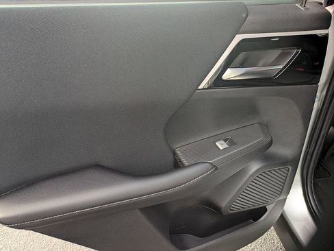 Used 2022 Mitsubishi Outlander ES image 23