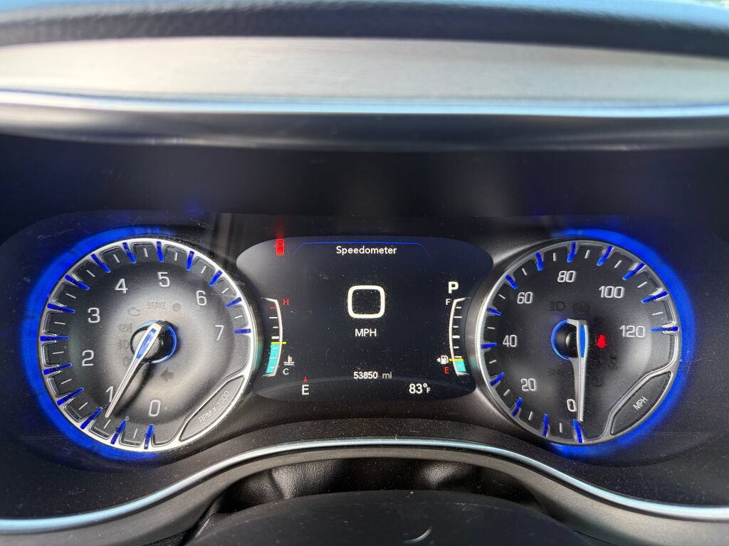 Used 2023 Chrysler Pacifica Limited w/ S Appearance Package AWD/4WD image 36