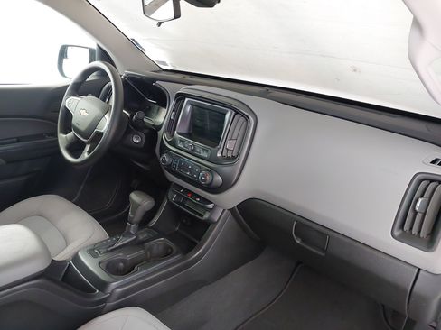 Used 2019 Chevrolet Colorado W/T w/ WT Convenience Package RWD image 29