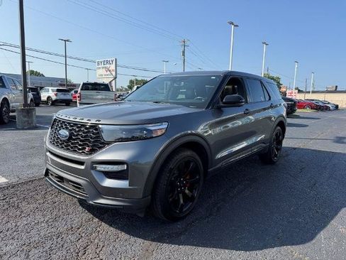 Certified 2022 Ford Explorer ST w/ Equipment Group 401A AWD/4WD image 4