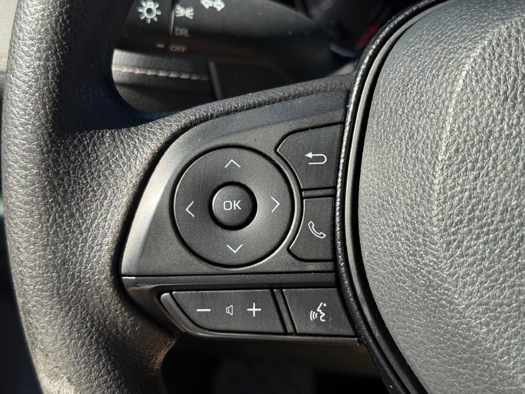 Used 2020 Toyota RAV4 LE w/ All Weather Liner Package AWD/4WD image 16